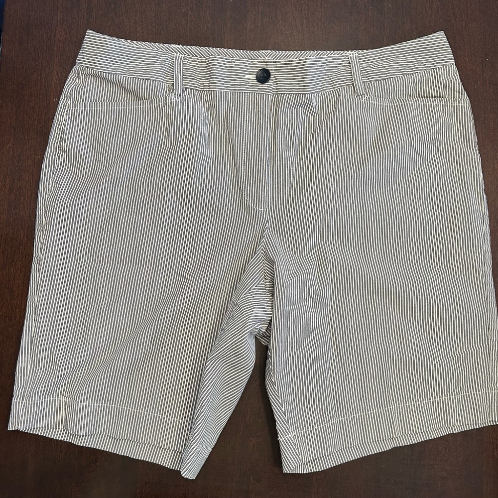 Lands' End Women's Striped Shorts - Gray and White